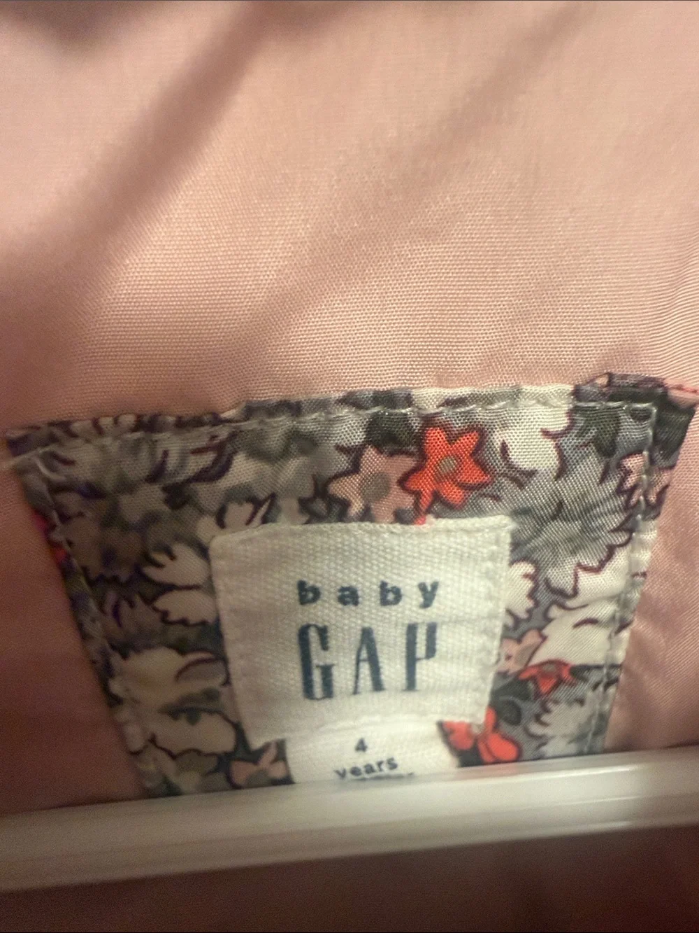 GAP quilted sleeveless